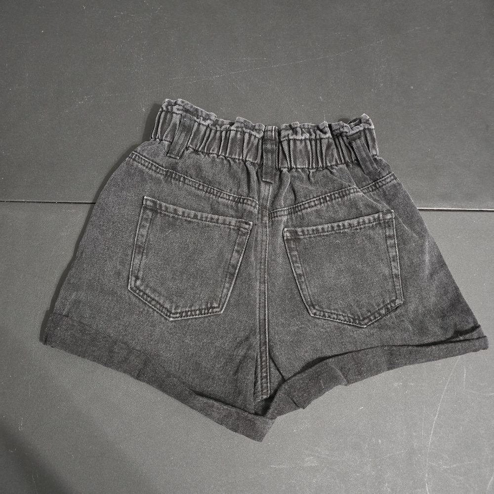 Forever 21 High-Waisted Dark Gray Black Denim Shorts Womens Size XS - Picture 4 of 9